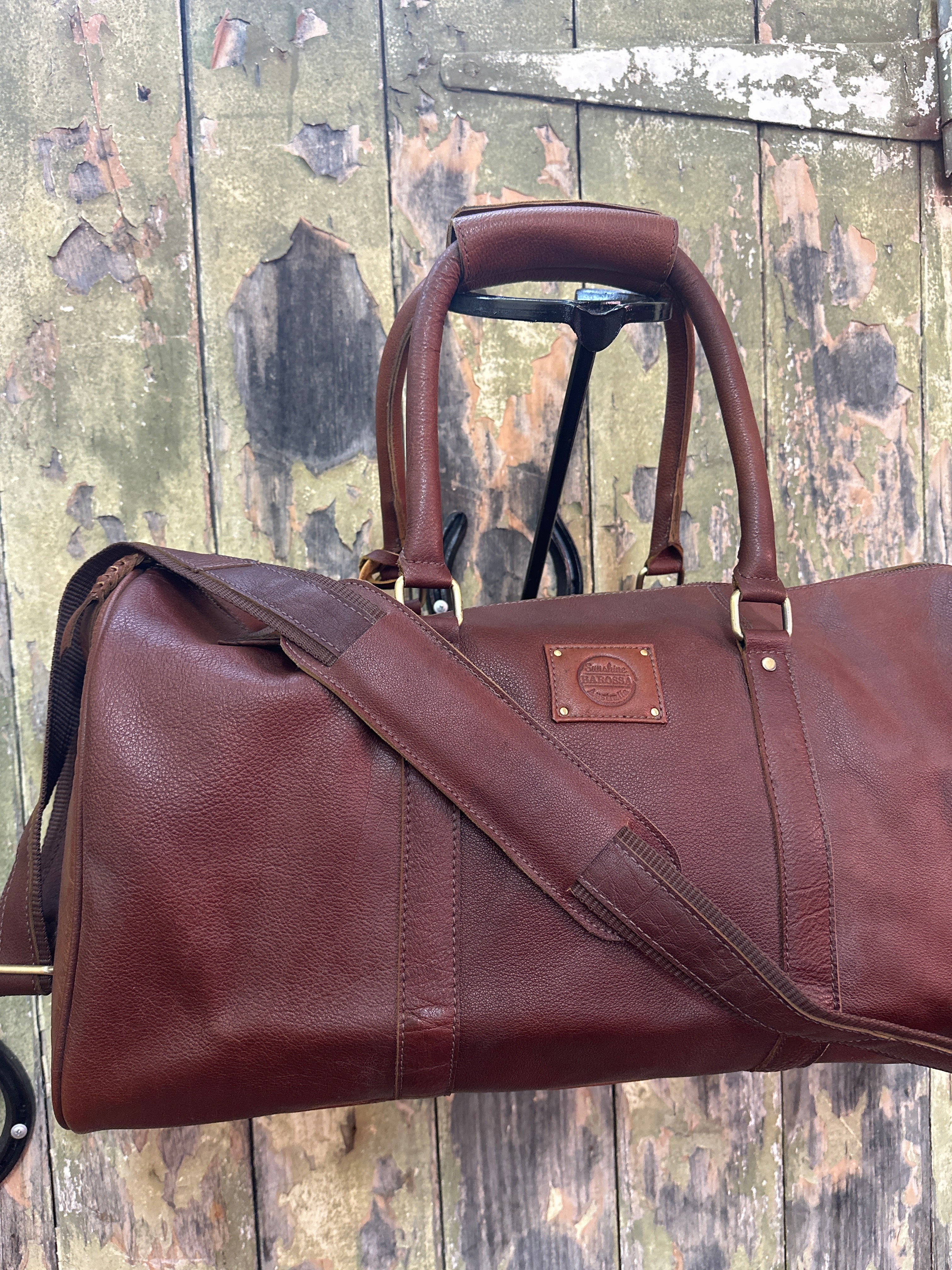 Sunshine Barossa Leather Gym Bag