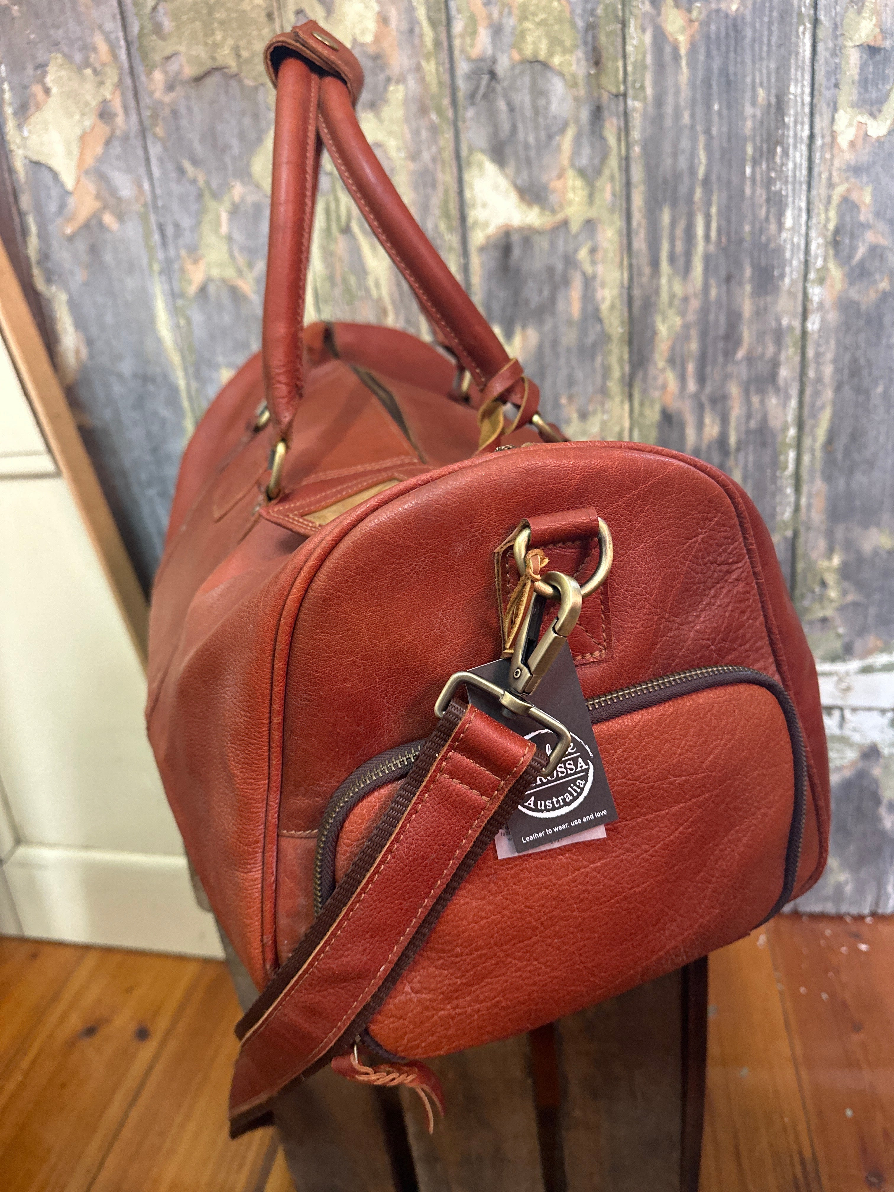 Sunshine Barossa Leather Gym Bag